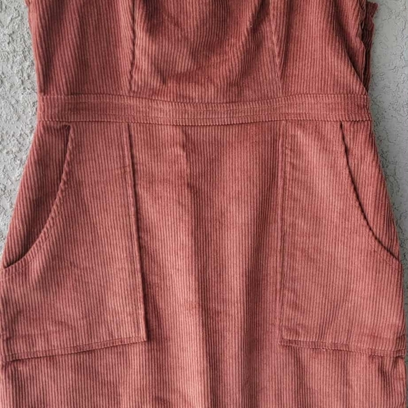 Chic Strapless Corduroy Dress in Rust - Picture 6 of 8